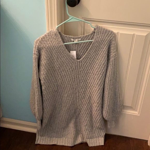American Eagle Outfitters Long Light Gray Sweater - Picture 3 of 8